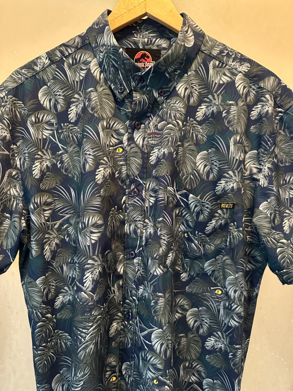 RSVLTS Jurassic Park Raptor Tropical Print Button-Down Large Shirt - Picture 2 of 6